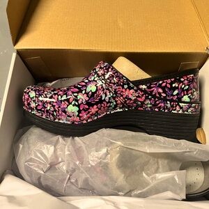 Dansko, Size 37, floral design, never worn.